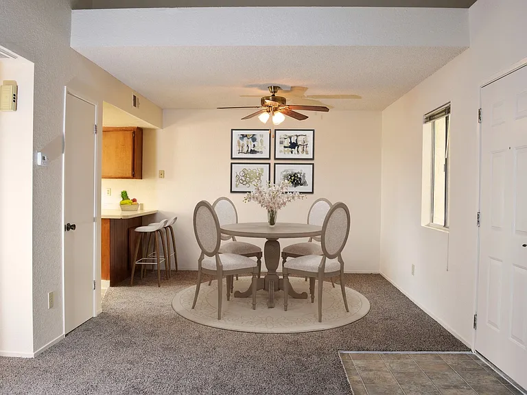 Panorama Pines Apartments — Photo 5