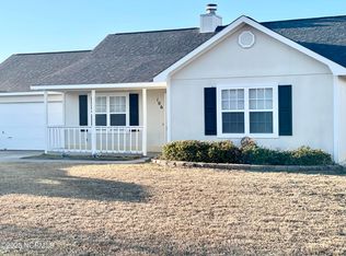 106 Daphne Dr, Hubert, NC 28539