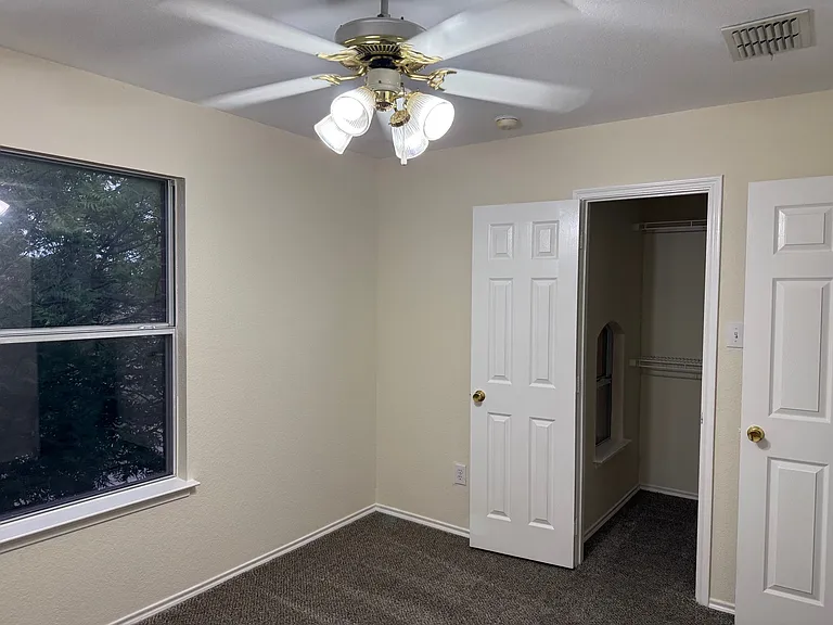 2929 Kimbrough Ln — Photo 12