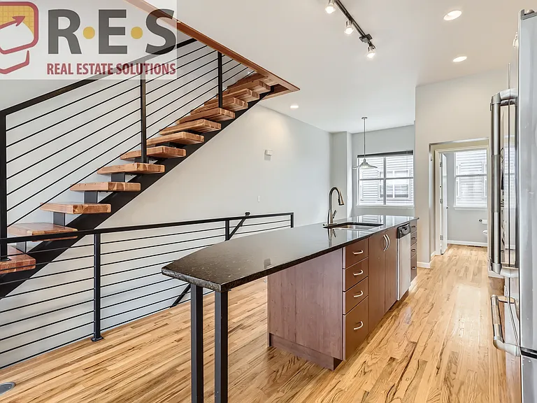 2708 Blake St — Photo 7