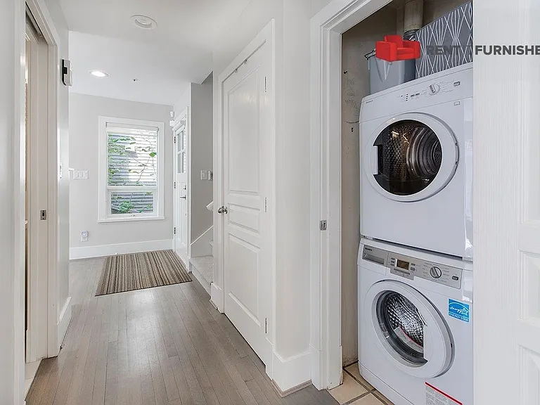 2964 Point Grey Rd — Photo 18