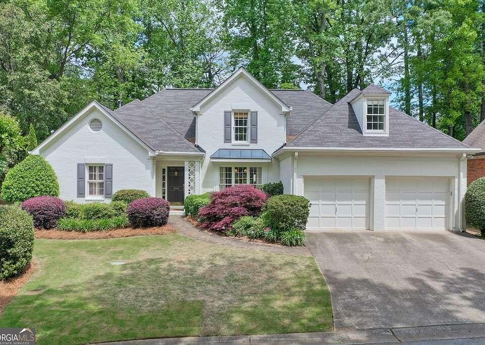 1st image of 4505 Woodhaven NE