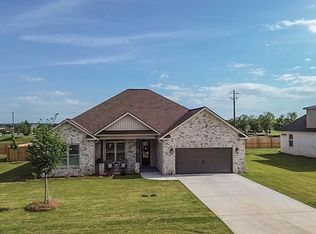 202 Farmland Cir, Perry, GA 31069