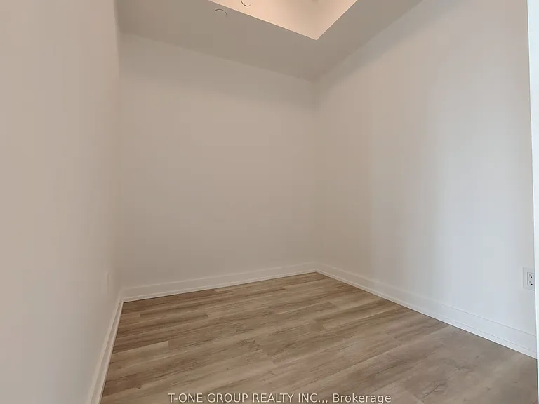 28 Eastern Ave #LPH09 — Photo 10