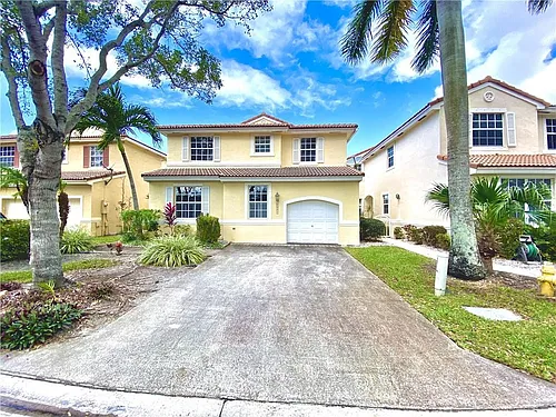 11135 NW 46th Dr Photo 1