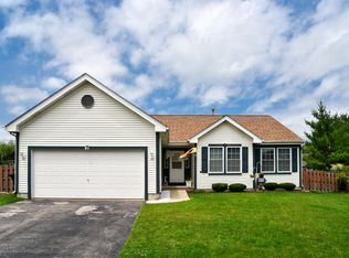 7 Briarcliff Ct, Lake In The Hills, IL 60156