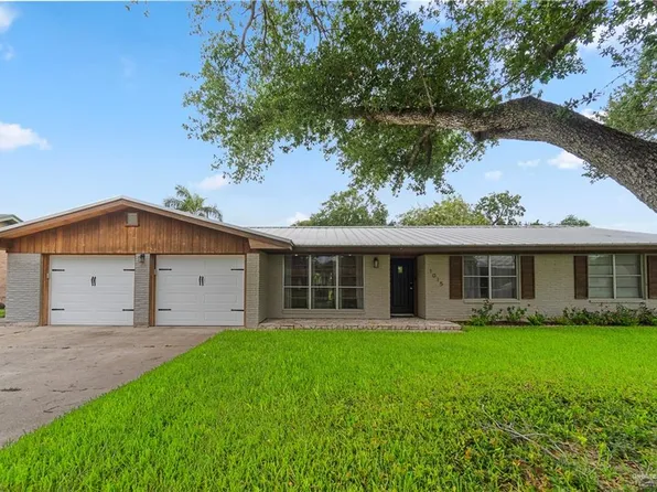 1015 Fairway Dr, Edinburg, TX 78539