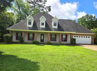 1682 Rambling Brook Ln, Prattville, AL 36066