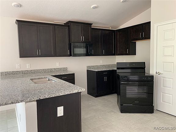 4th image of 328 W Twisted Oaks Dr