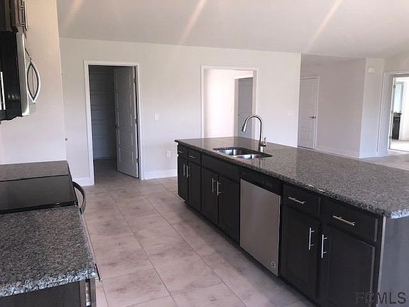 5th image of 13 Lytton Ln