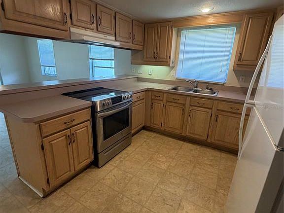 4th image of 517 London Rd