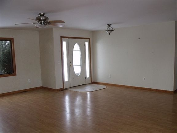 2nd image of 655 Harlin Ct