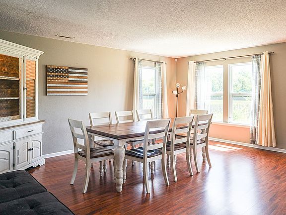 4th image of 3367 Capsella Ln