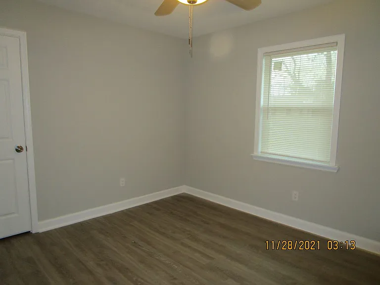 5921 Howard Rd — Photo 12