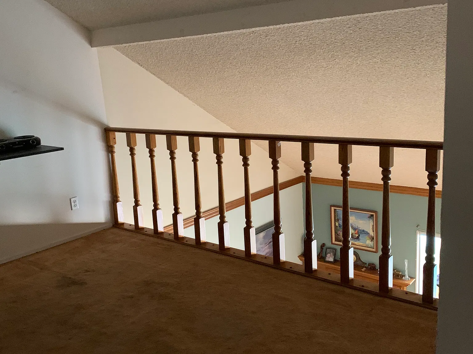 4 bed, 2330 sqft, $1,150 — Photo 2