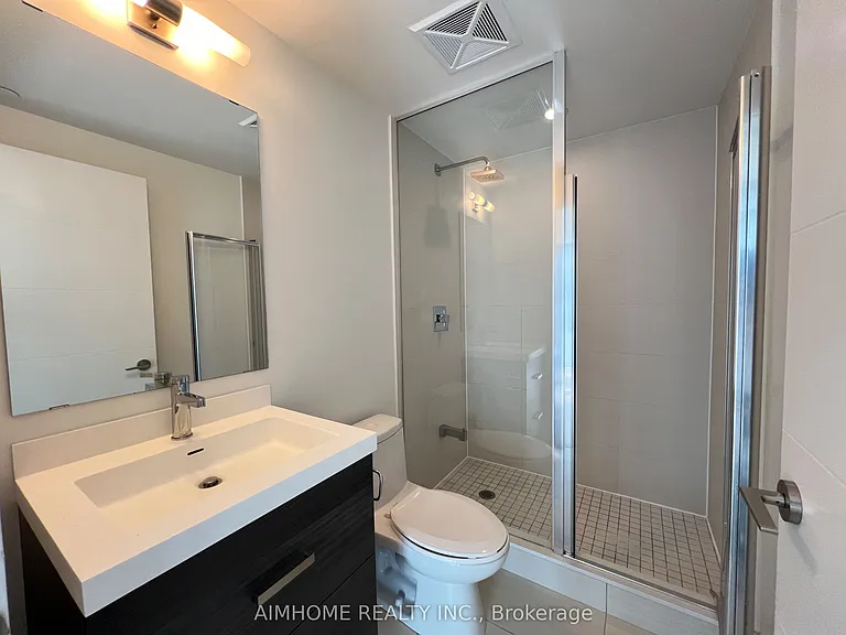 50 Wellesley St E #3210 — Photo 15