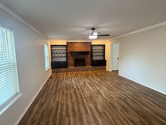 4th image of 6636 Whitehall Dr