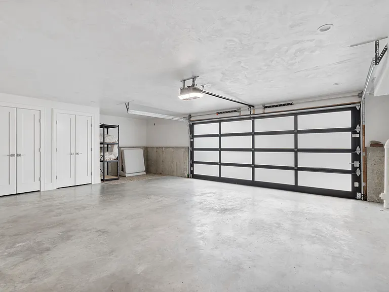 10 Hallet St #1 — Photo 25