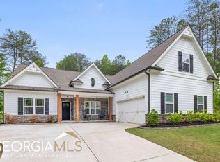 8135 Calloway Club Dr, Cumming, GA