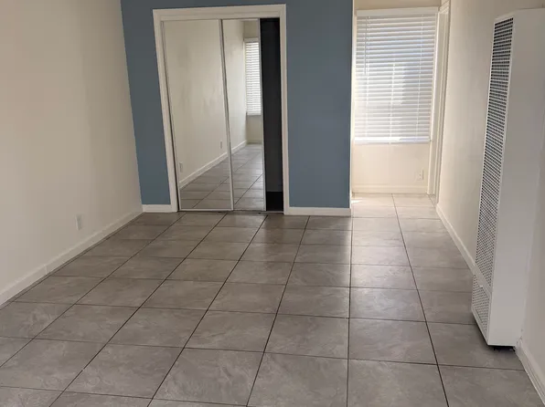 1632 Walnut Ave APT 5, Long Beach, CA 90813