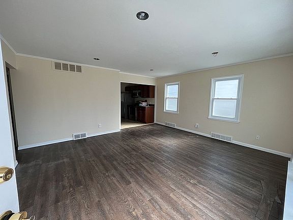 2nd image of 22130 Condon Ave