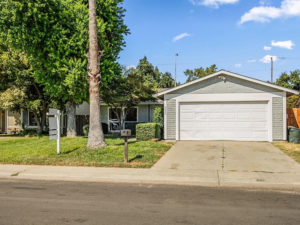 2nd image of 5333 Croxton Way