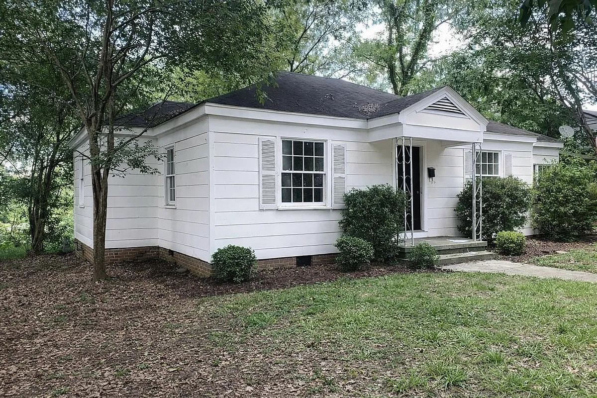 Building Photo - 258 Woody Dr