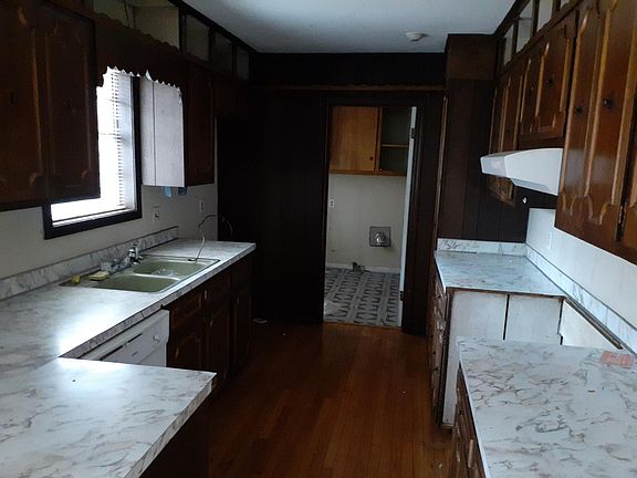 Kitchen and into Laundry room
