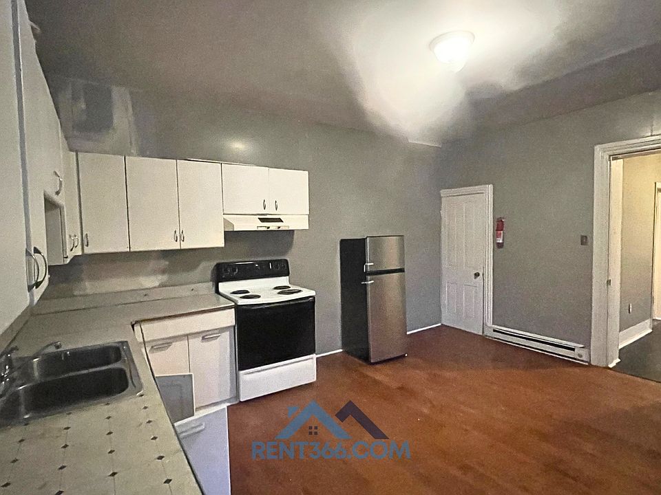 1st image of 101 N George St #1
