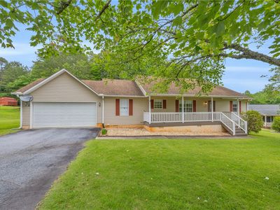 211 Jana Dr, Walhalla, SC, 29691