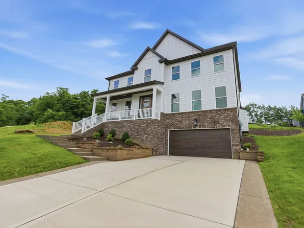 137 Morningstar Dr, Rostraver Township, PA 15012