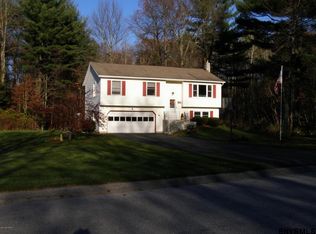 5 Moonglow Rd, Gansevoort, NY 12831