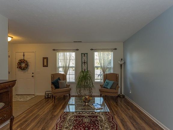 Cozy living room off Entry