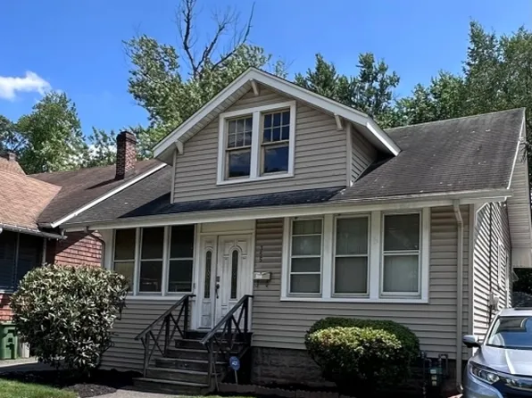 355 W 5Th Ave, Roselle Boro, NJ 07203