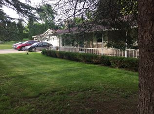8054 Longview Dr, Clarkston, MI