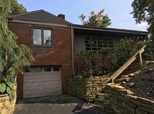 1111 Pinewood Dr, Pittsburgh, PA 15243