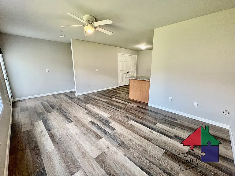 42 Green St #103 — Photo 9