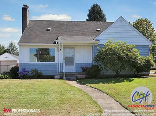 8904 SE Clay St, Portland, OR