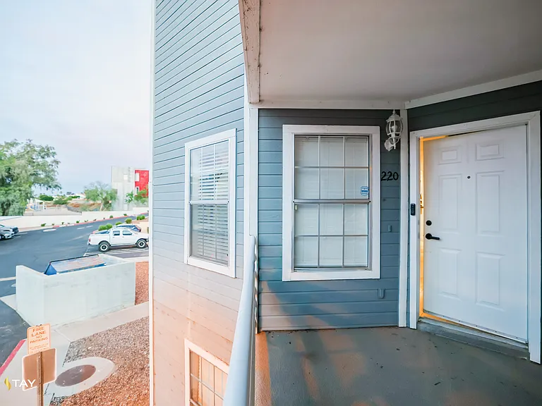 1505 N Center St #220 — Photo 27