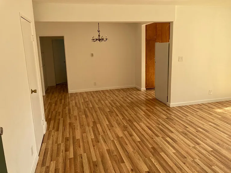 1234 N Laurel Ave — Photo 13