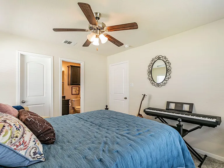 5317 Lancaster Dr — Photo 17