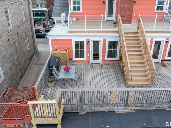 138 Bank St, New London, CT