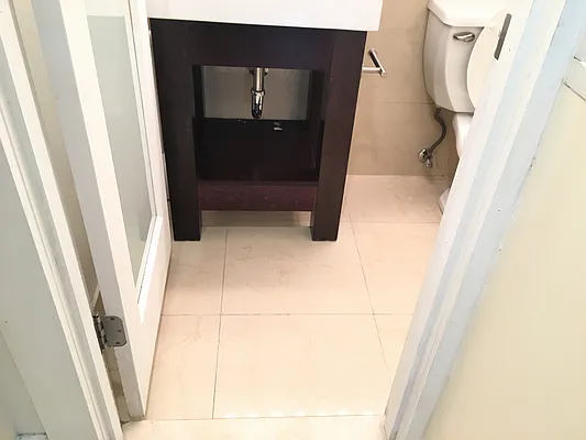 Rented by Sky Management | media 80