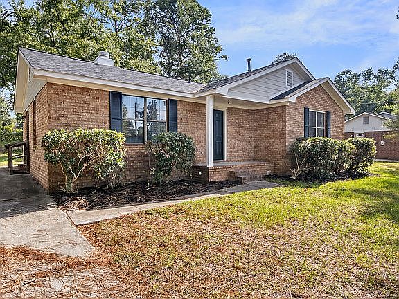 4th image of 3919 Wexford Ct
