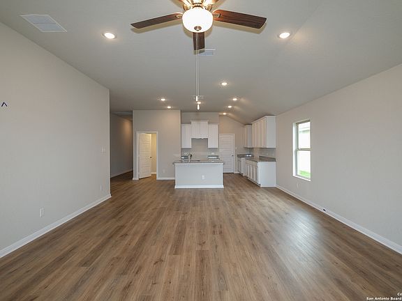 4th image of 5935 Cienna Cove