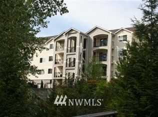 10709 Valley Vw #A203, Bothell, WA