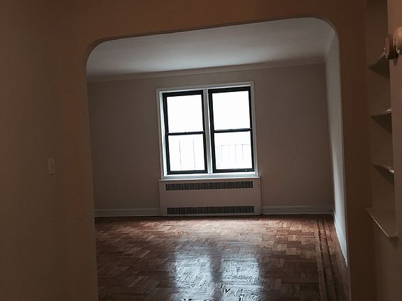 2nd image of 1834 Caton Ave APT 1C