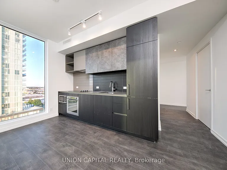 7890 Jane St #1609 — Photo 10