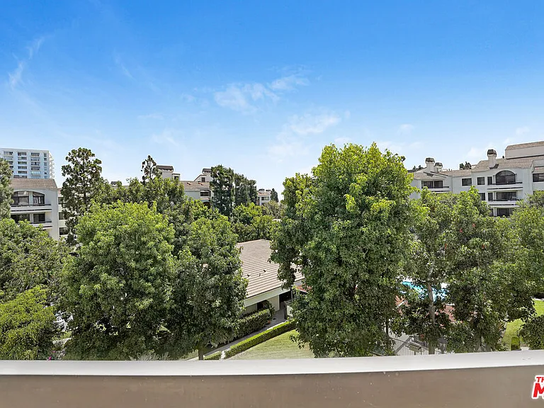 2112 Century Park Ln #301 — Photo 10