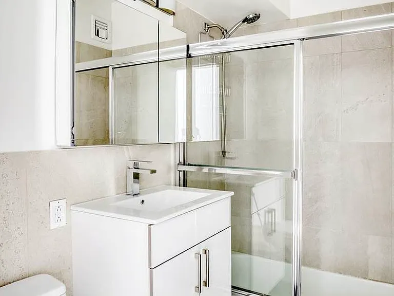 279 E 44th St #11K — Photo 6
